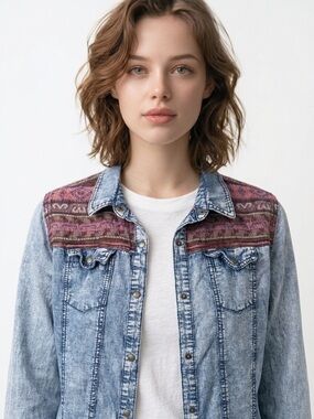 LIFE IN PROGRESS | Boho Snap Front Denim Shirt M